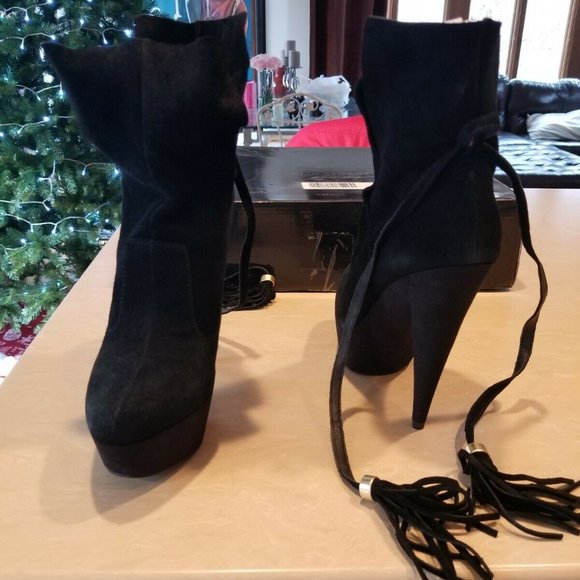 VS Colin Stuart black suede tie up booties new 7 - Picture 1 of 4